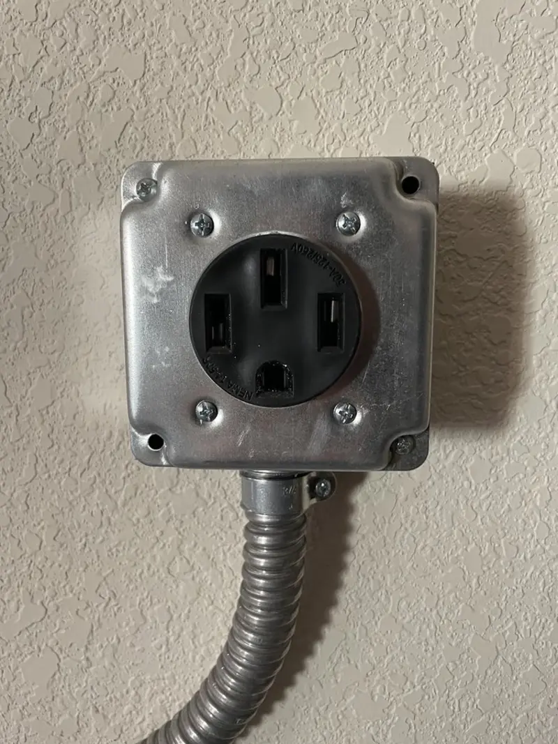 NEMA 14-50 outlet installed for Smart Home Electrical in Idylwood